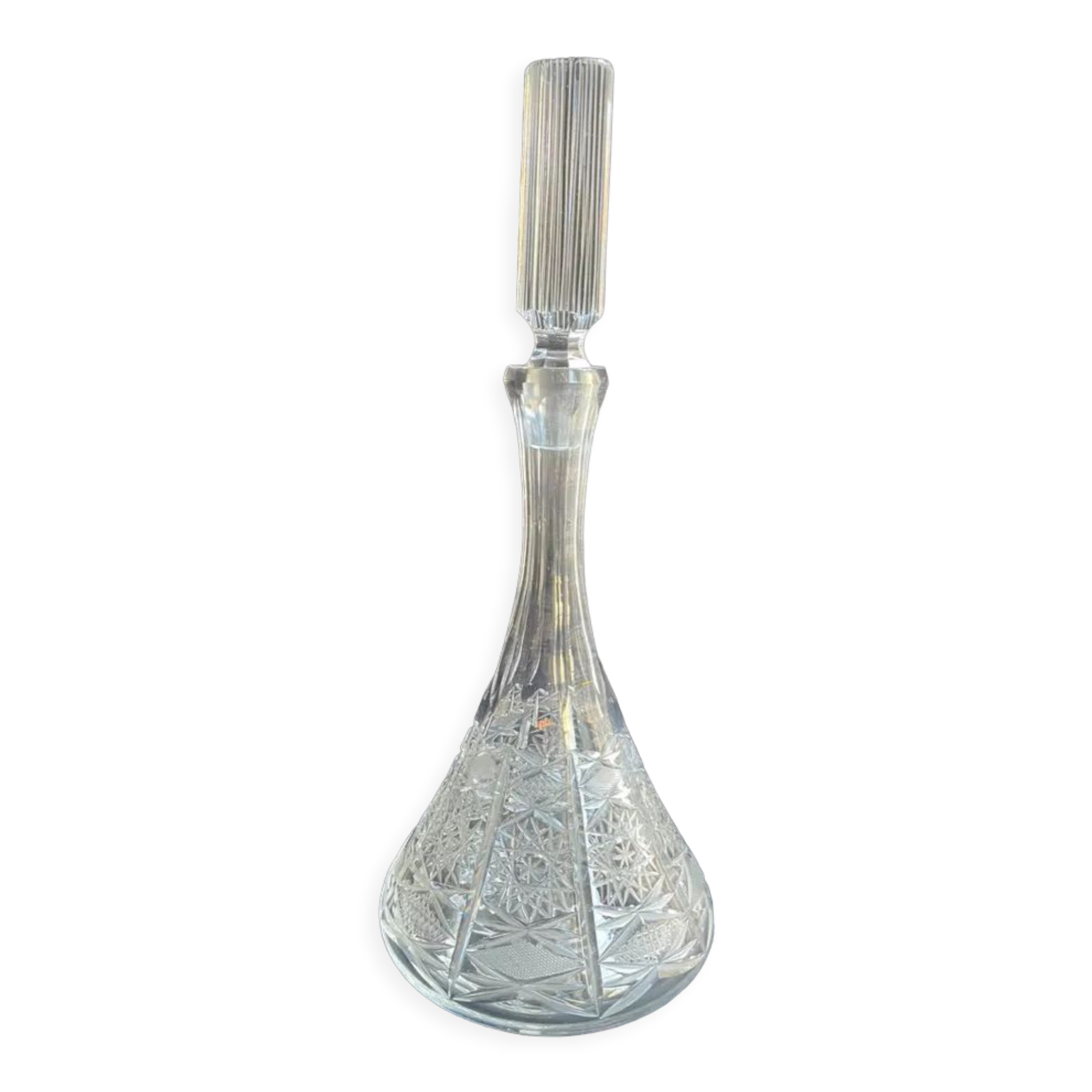 Carafe en cristal soufflé et taillé