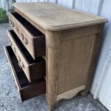 Louis XV chest of drawers in solid oak, late 18th century – Loire Valley
