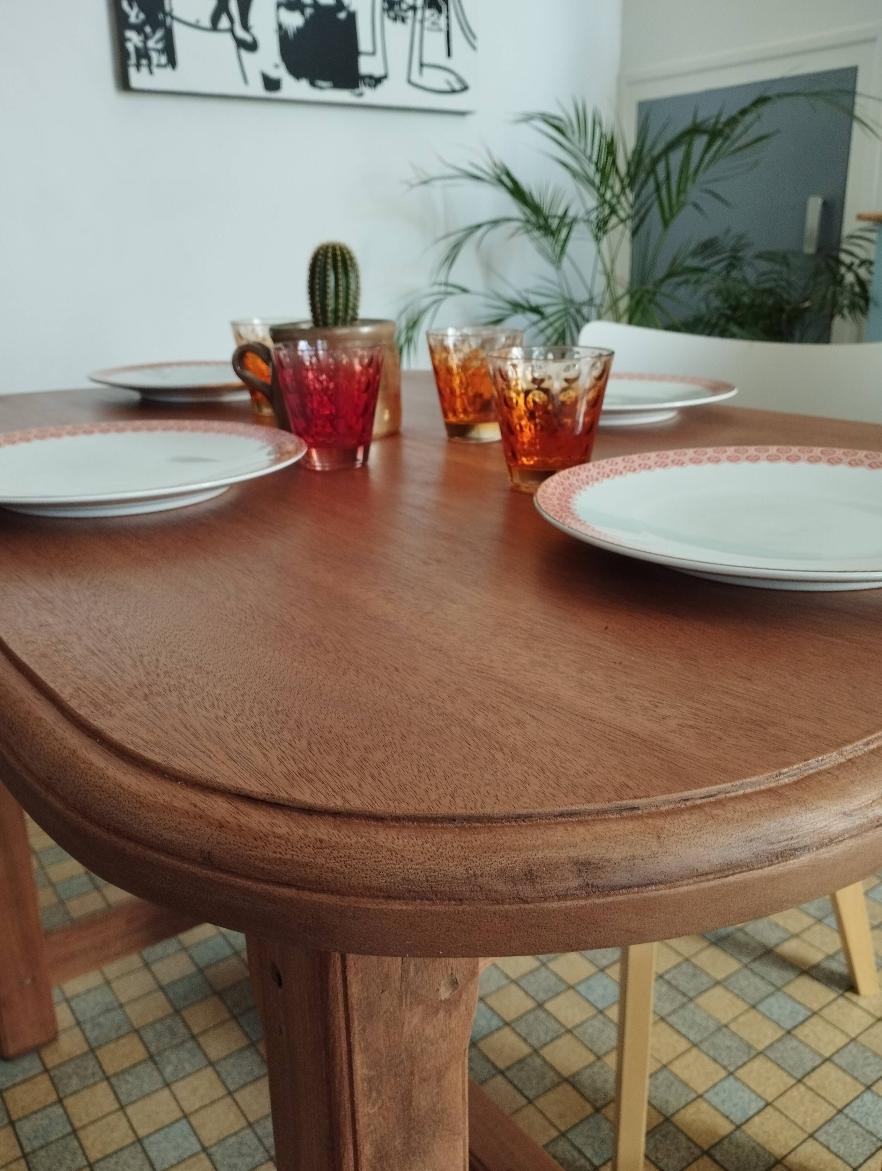 Table à manger vintage