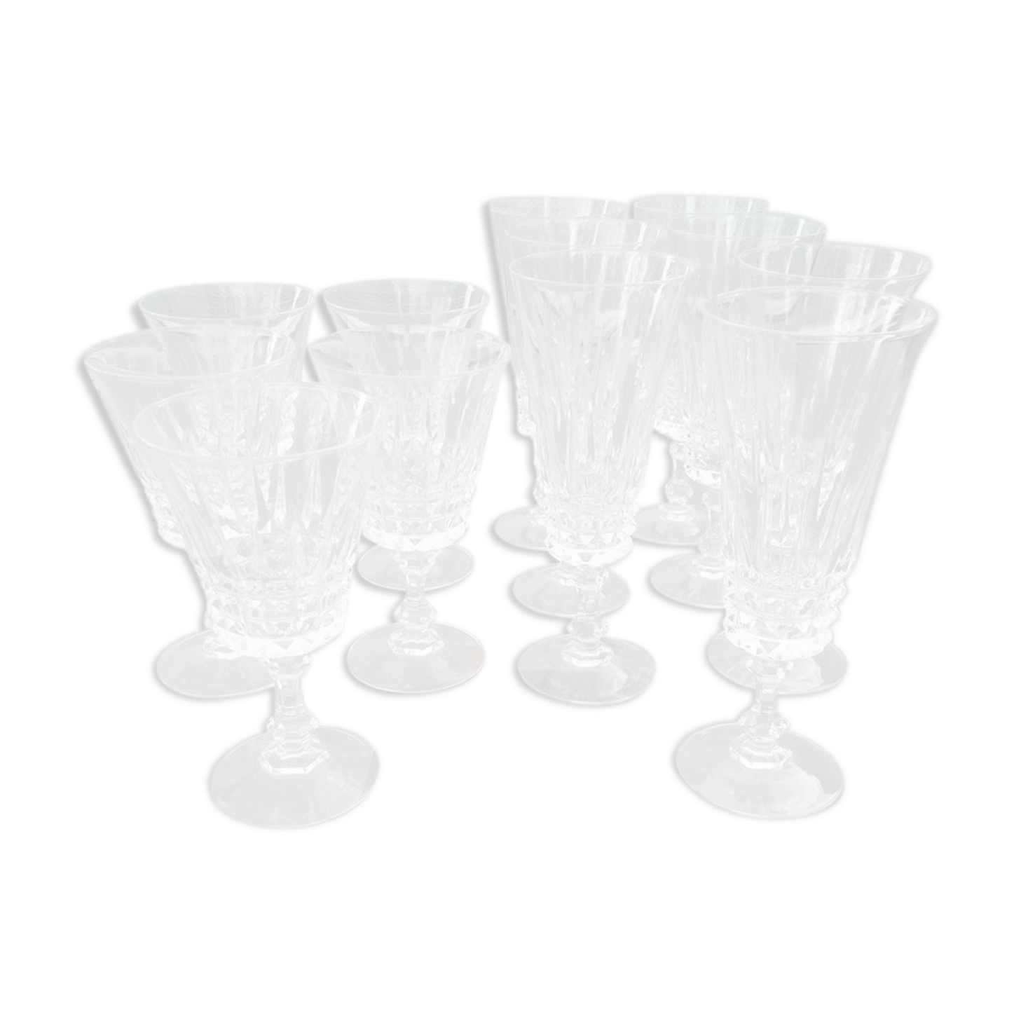 Lot de 12 verres en cristal ciselé