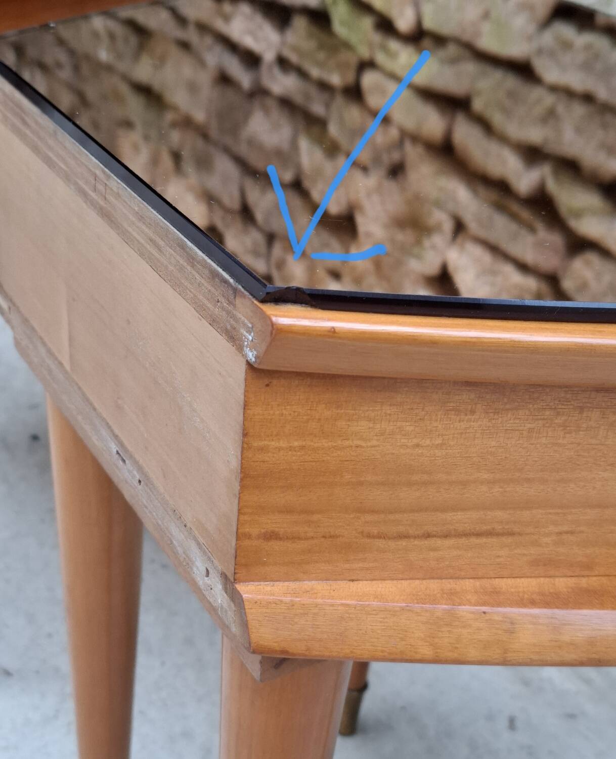 Pair of bedside tables