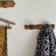 Small coat hook with two round flat button pegs in pine H8.