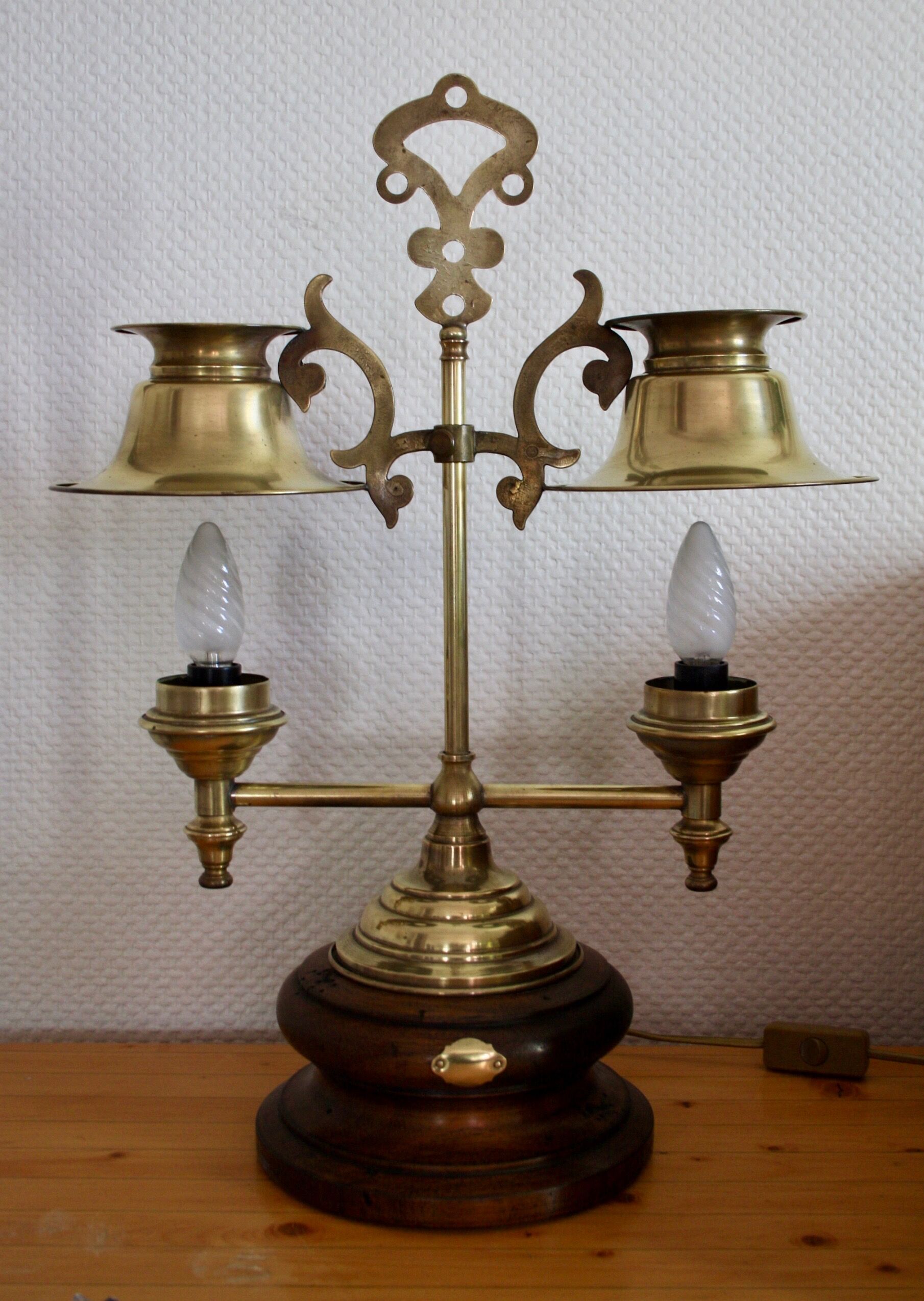 Lampe ancienne laiton bois 2 lumières