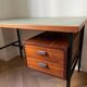 Bureau vintage d'université