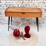 Scandinavian console