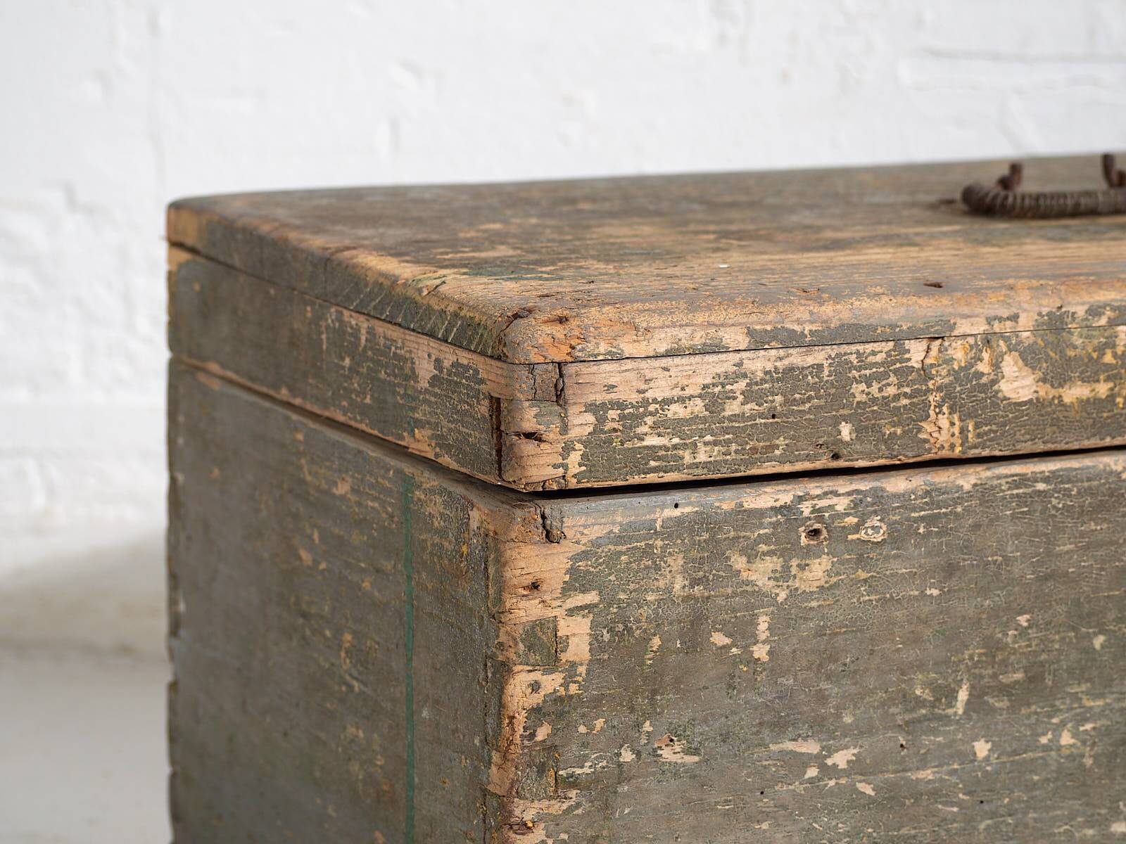 Small antique solid wood chest (c.1920) #73