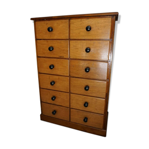 Apothecary furniture in oak and
