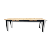 Estaminet table