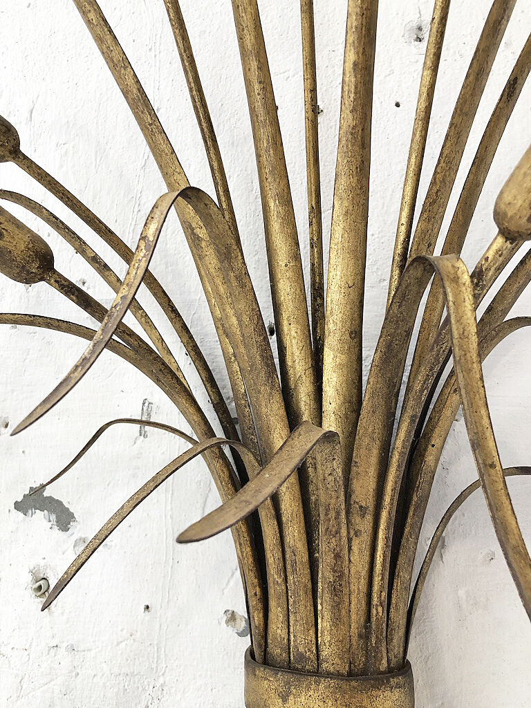 Gold metal reeds flowering wall light