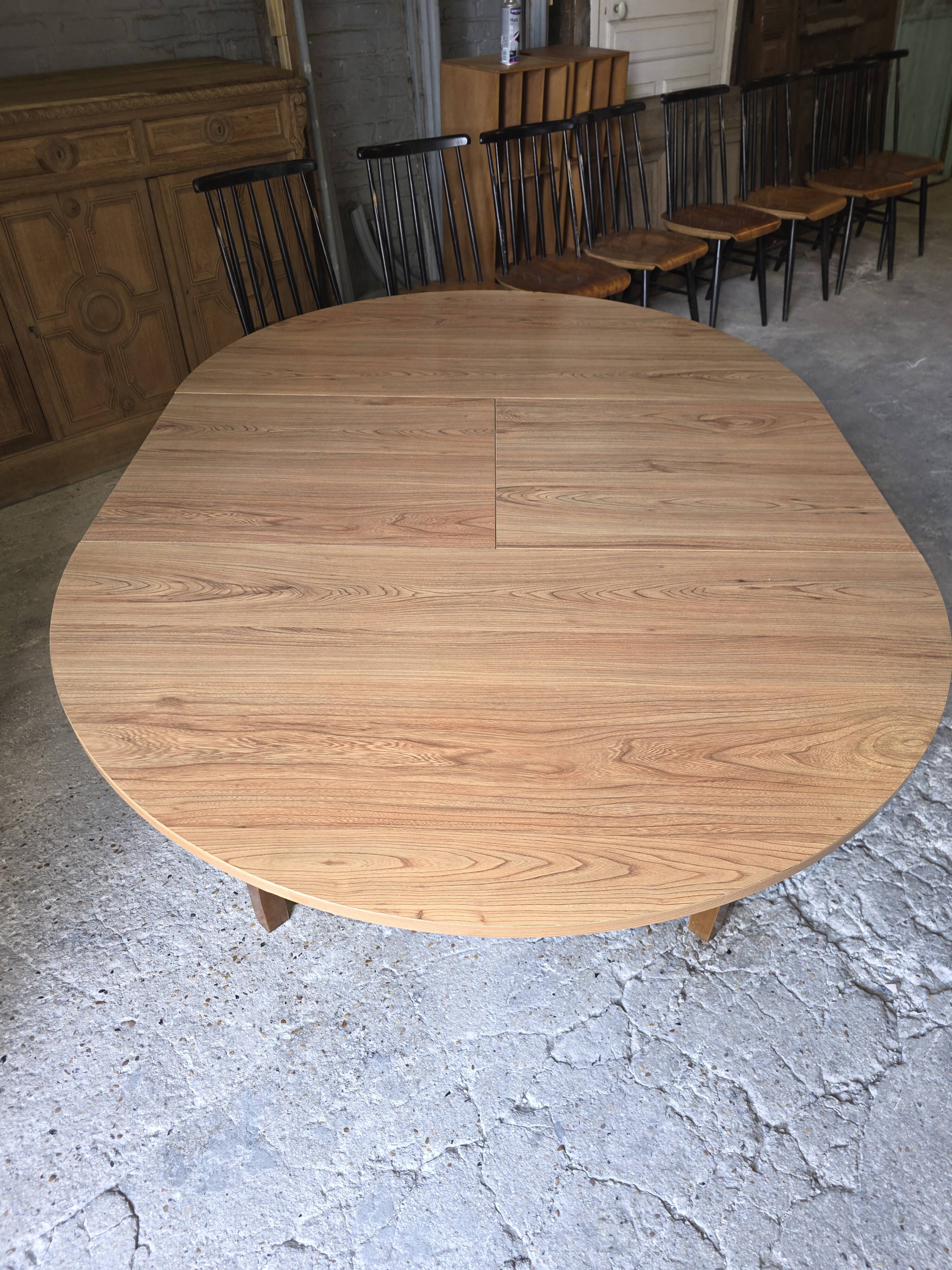 Table scandinave extensible en chêne des années 60