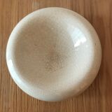 Empty pocket in cracked earthenware François Châtain