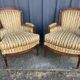 Paire de fauteuils de Style Louis XVI