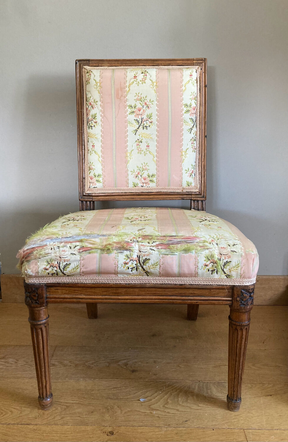 Low chair Louis XVI cherry pegged early nineteenth era