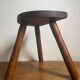 Tabouret tripode en bois