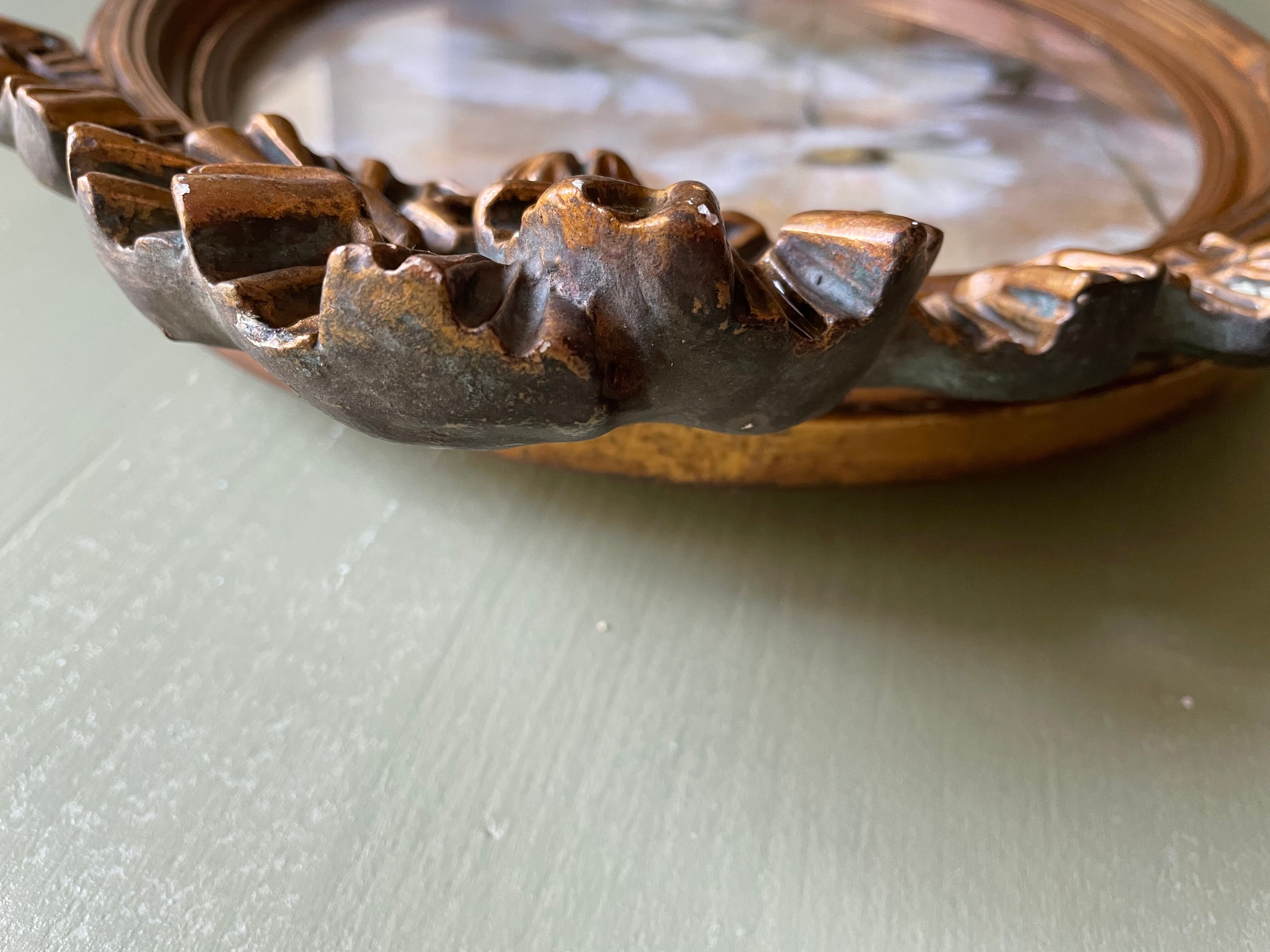 Louis XVI knot oval frame