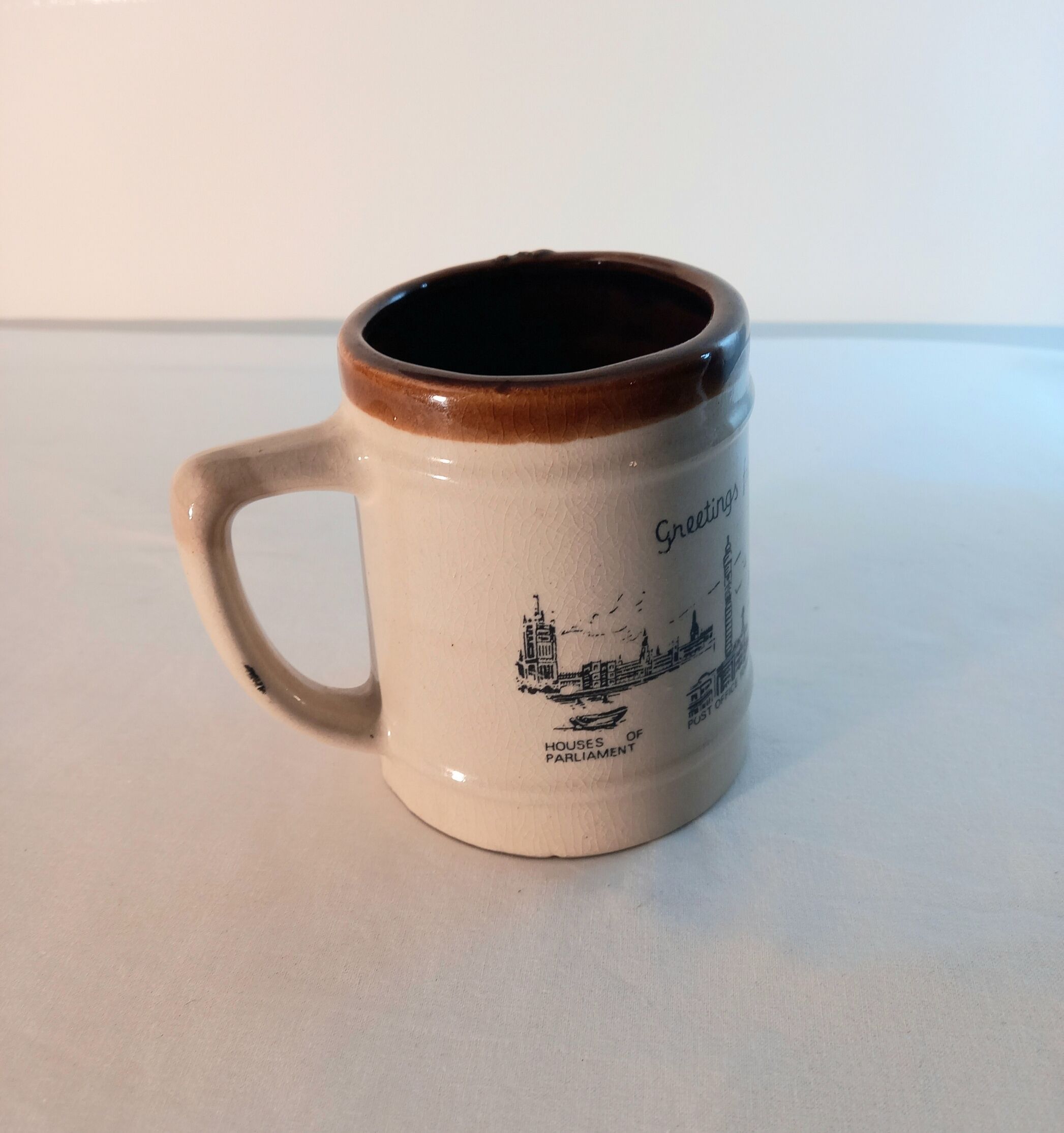 Sandstone beer mug ''London''