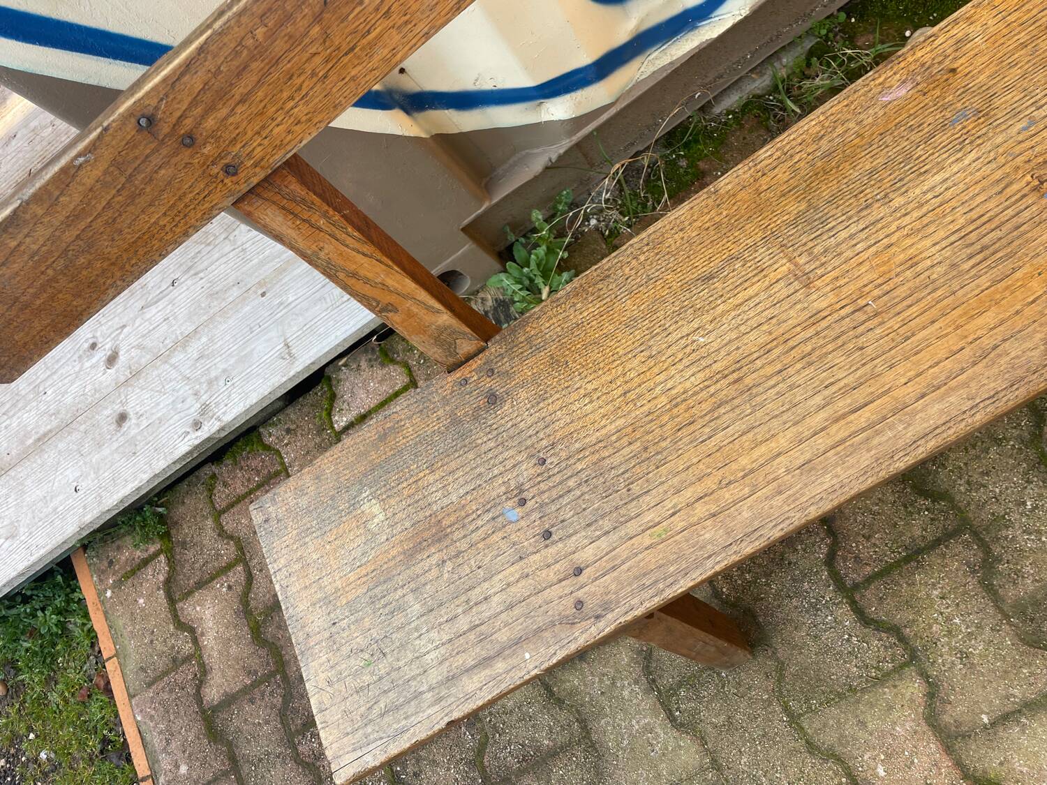 Oak bench with backrest