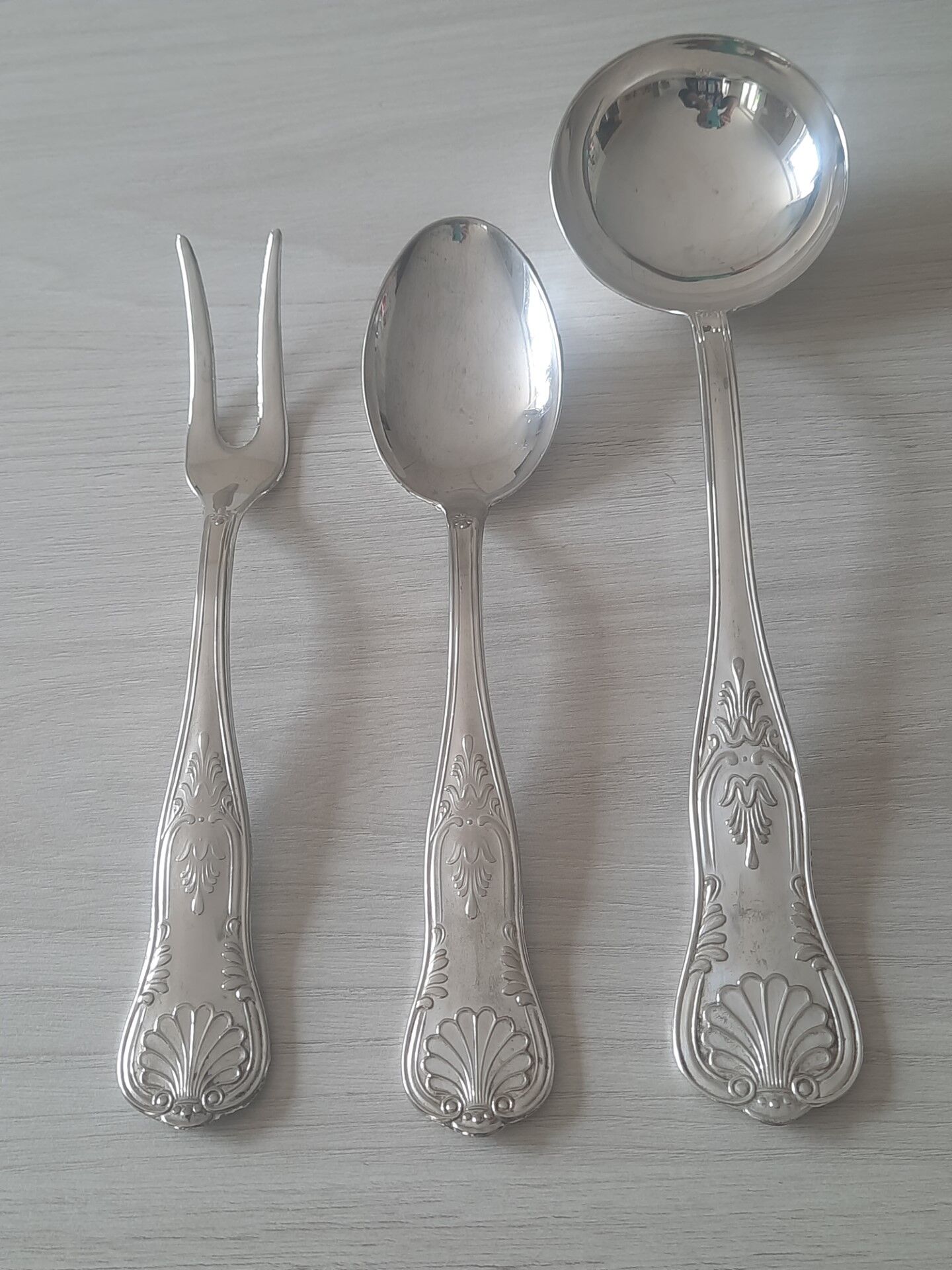 Silver metal service cutlery