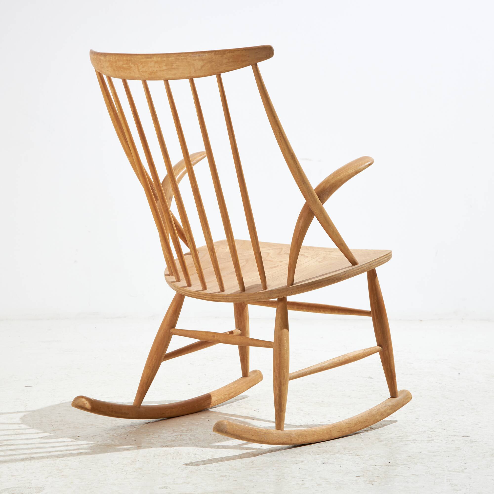 Iw3 beech rocking chair by illum wikkelsø for niels eilersen (mk10413)