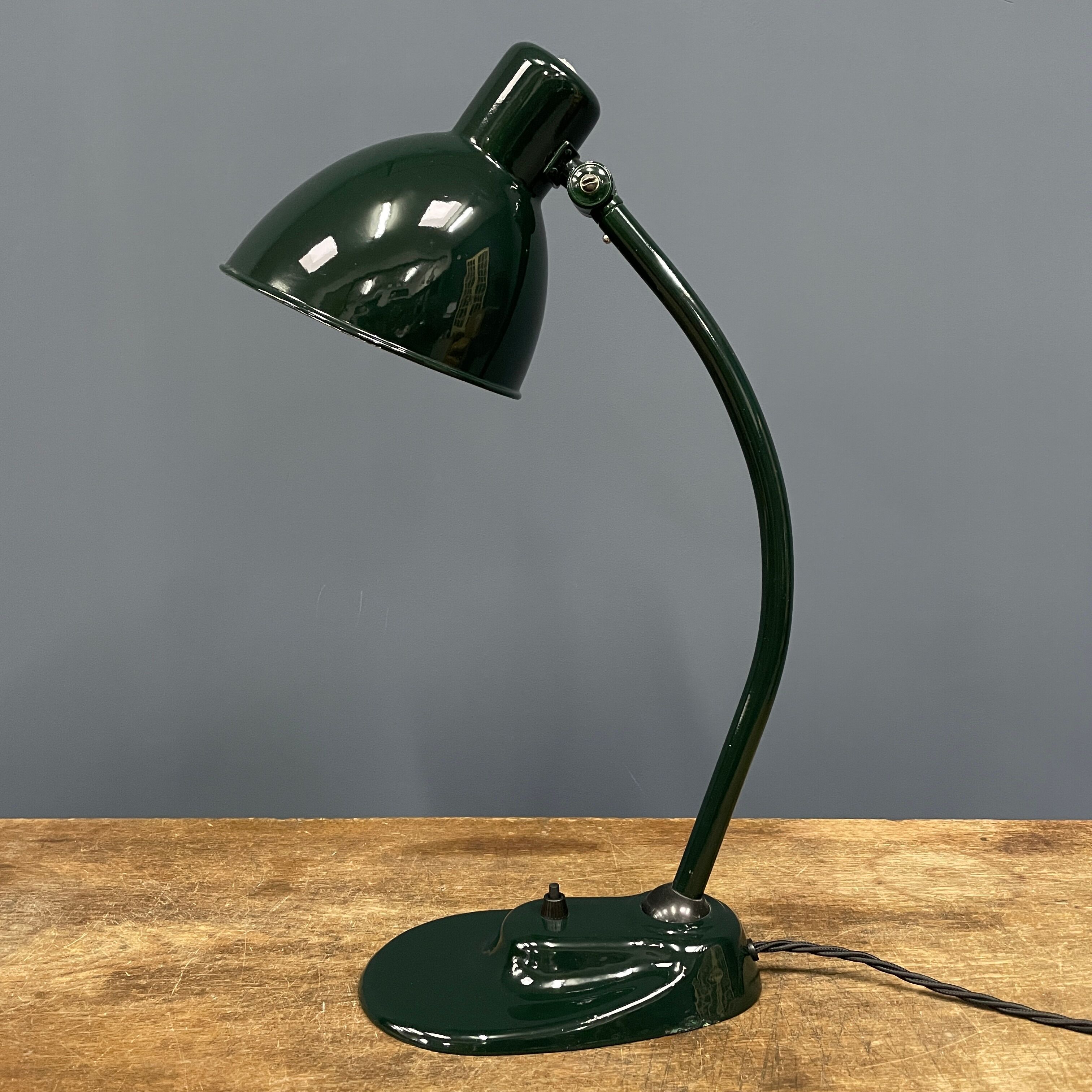Dark green Bauhaus Kandem desk lamp model 1089
