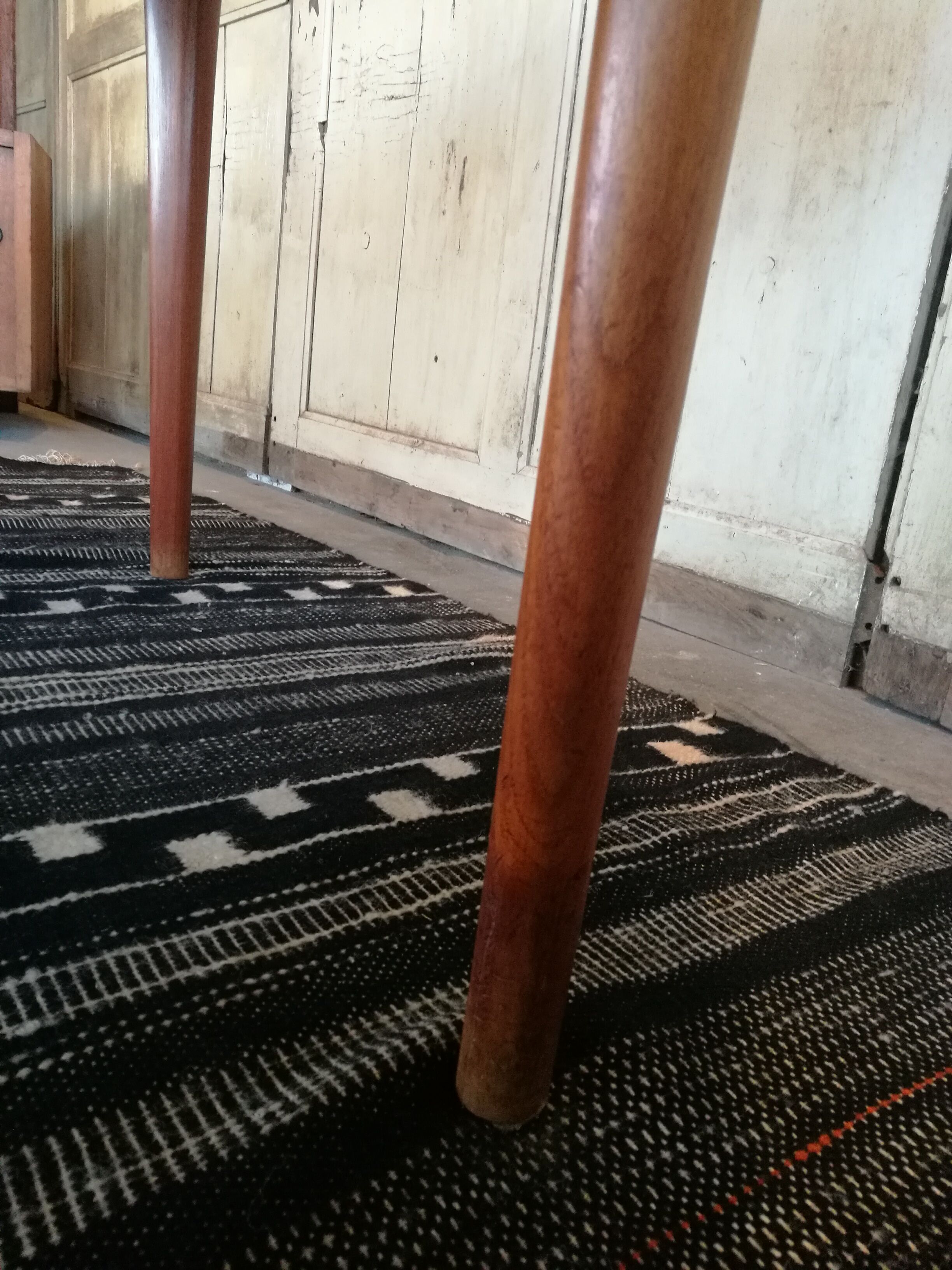 Danish teak table by Kofod Larsen for Faarup Møbelfabrik