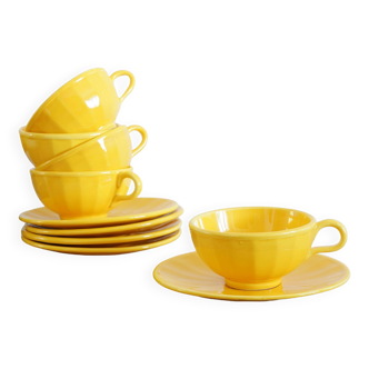 Service of 5 yellow cups and saucers