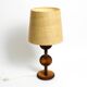 Grande lampe de table rare et magnifique des années 1960 par Temde en bois de pin.