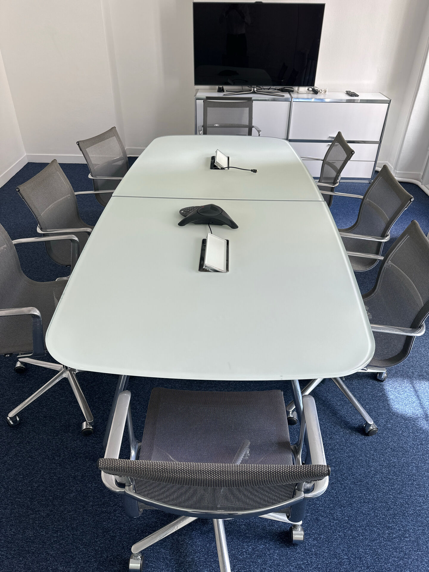 Meeting room full ICF Milano — Table NoTable white glass +