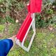 Chaise pliante rouge vintage