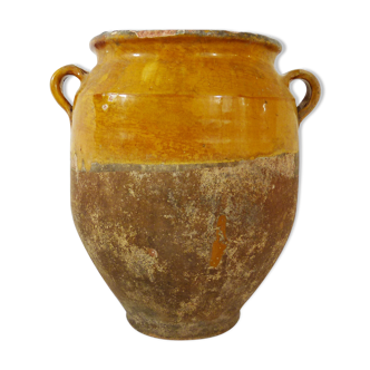 Vernified yellow candied pot, south-west of France Pyrenees 19th century