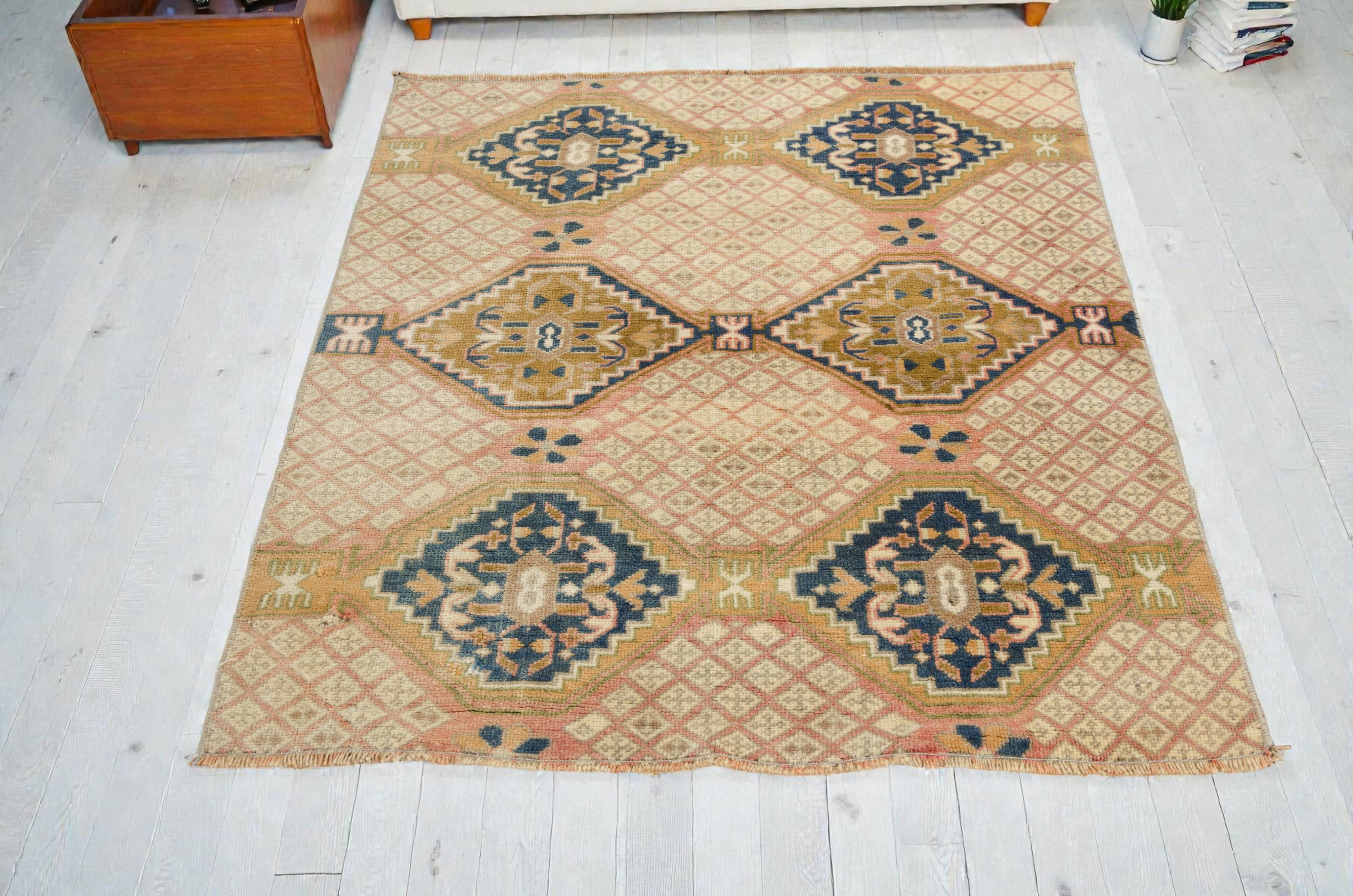 Oushak Vintage Small Rug
