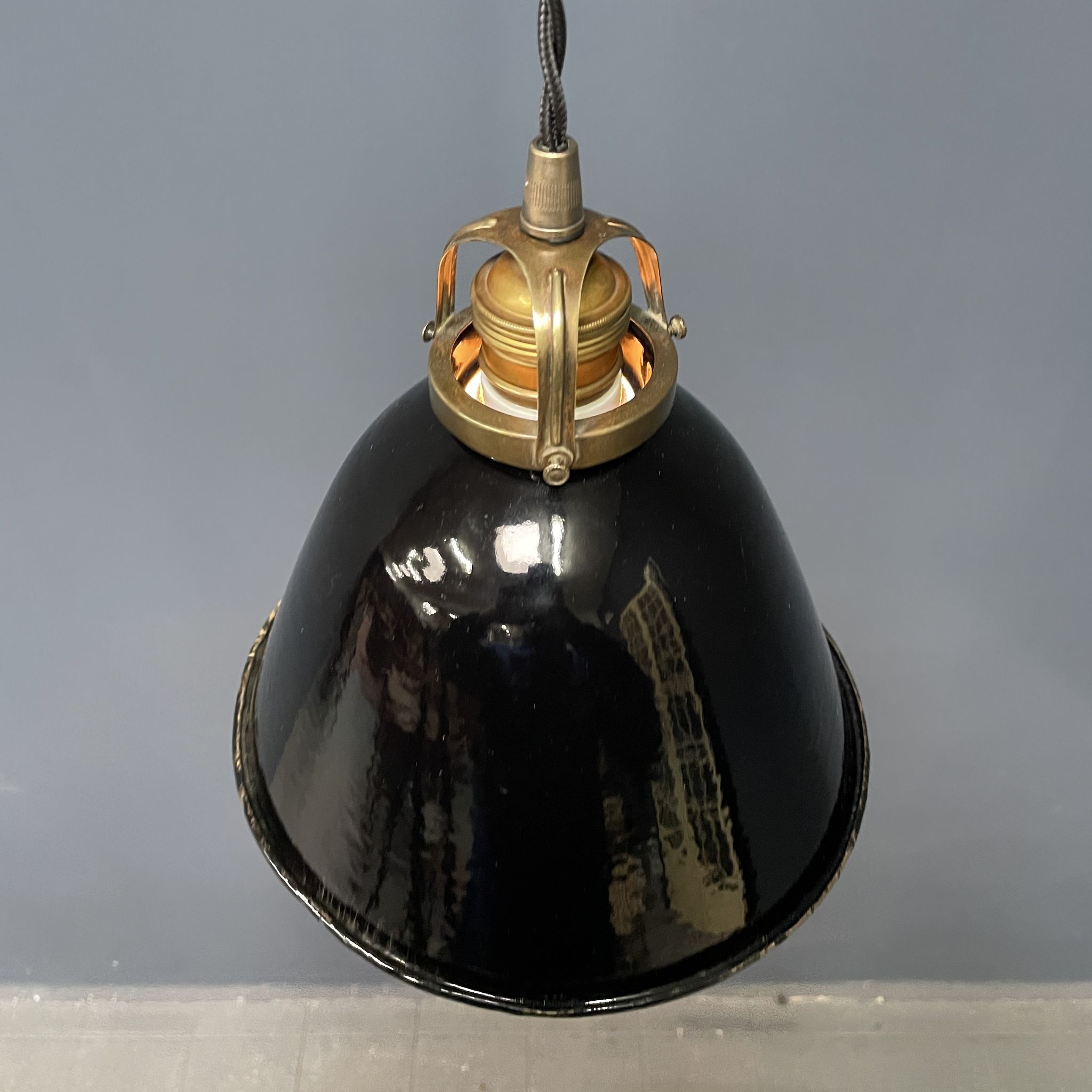 Small size black enamel hanging lamp with brass fixture