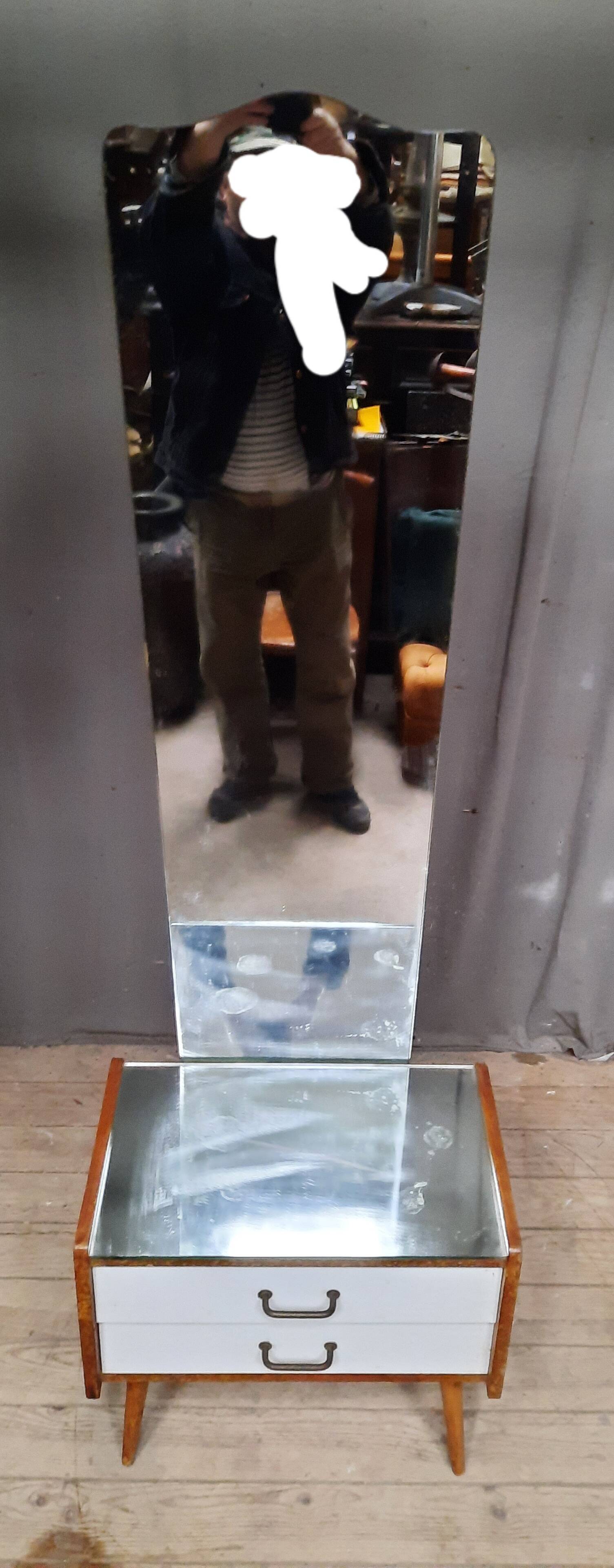 Vintage dressing table