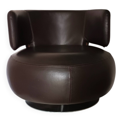 Fauteuil tournant CURL en cuir marron par Roche Bobois