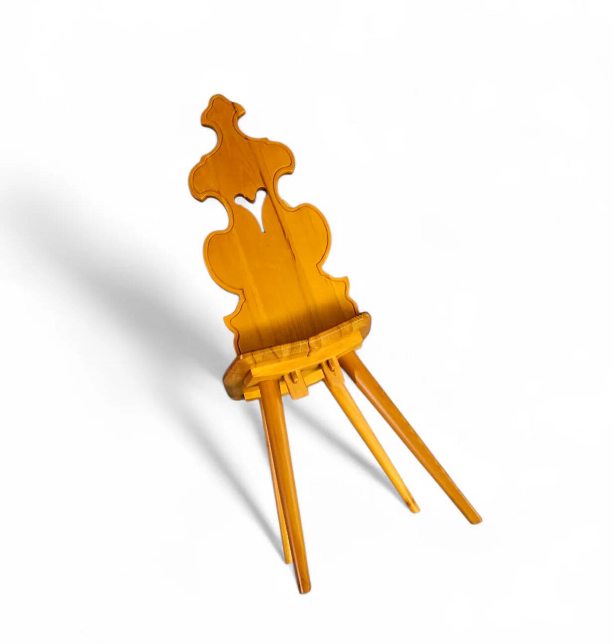 Chaises et table Cepelia Tiroler, ensemble de 5 pièces, Pologne, années 1960, marquées.