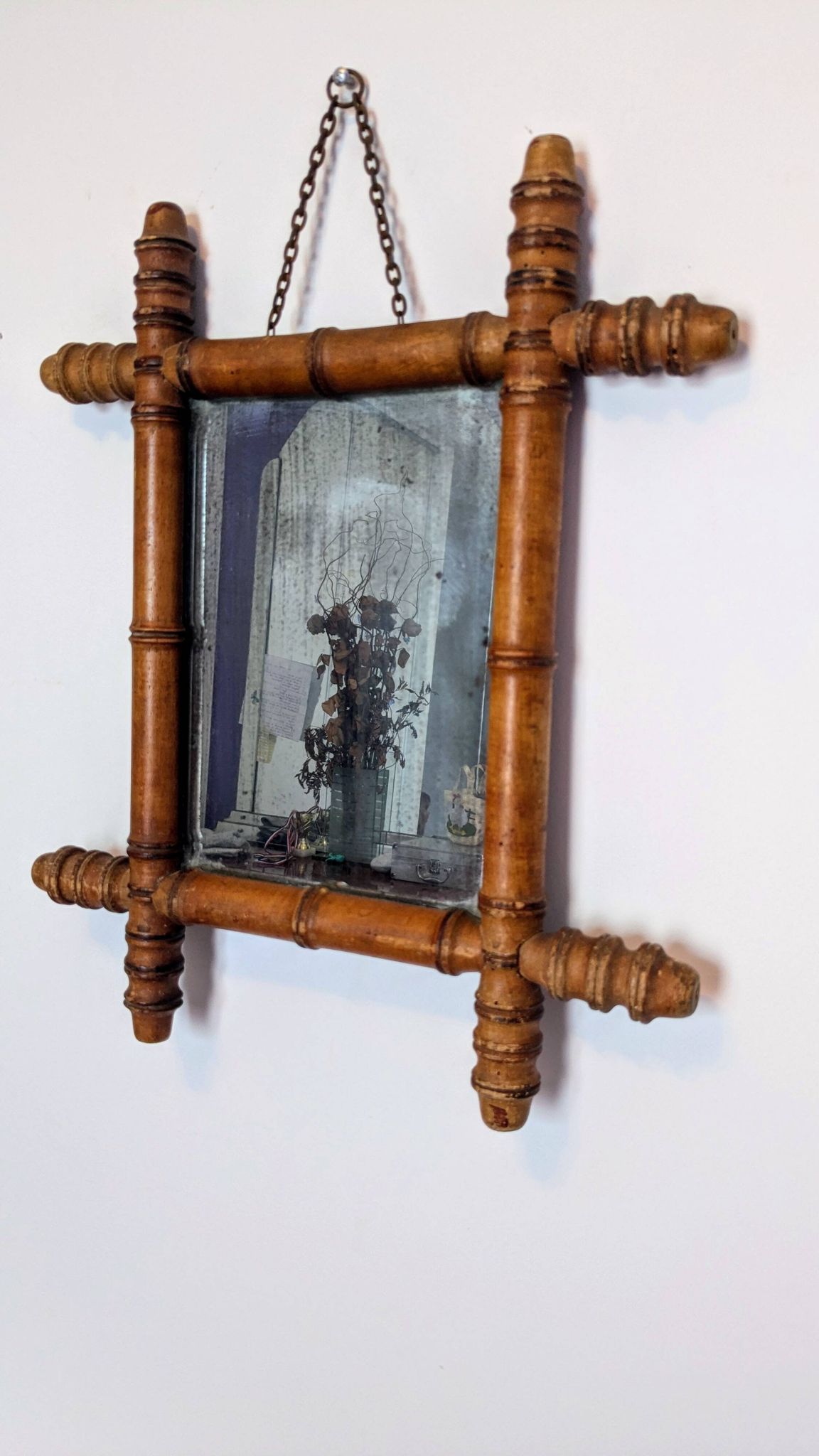 Miroir ancien bambou tourné glace piquée 40x34 cm