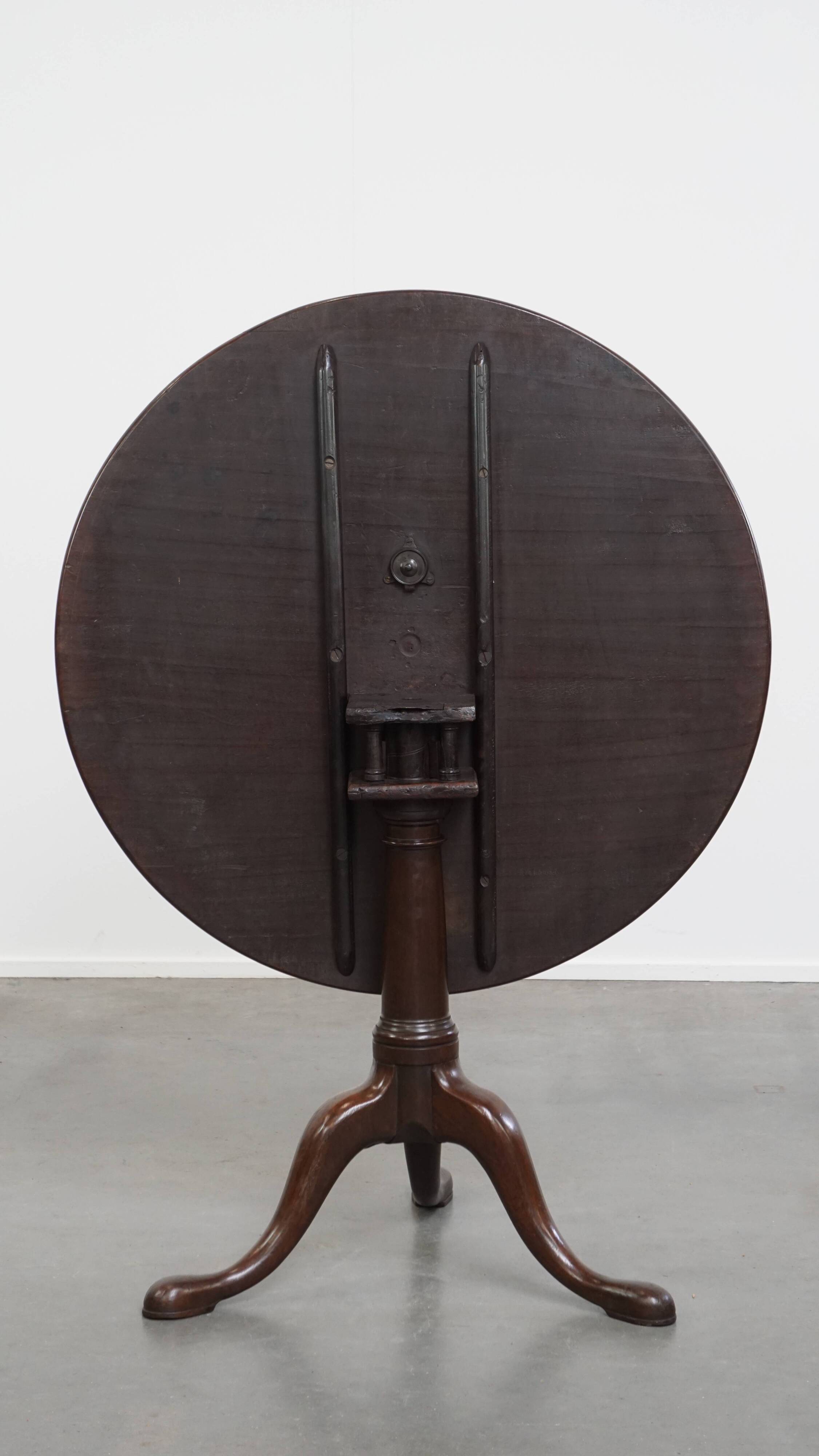 Table pivotante et inclinable en forme de cage à oiseaux, style anglais, du XVIIIe siècle