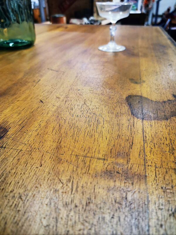 Heliolithe architect's table