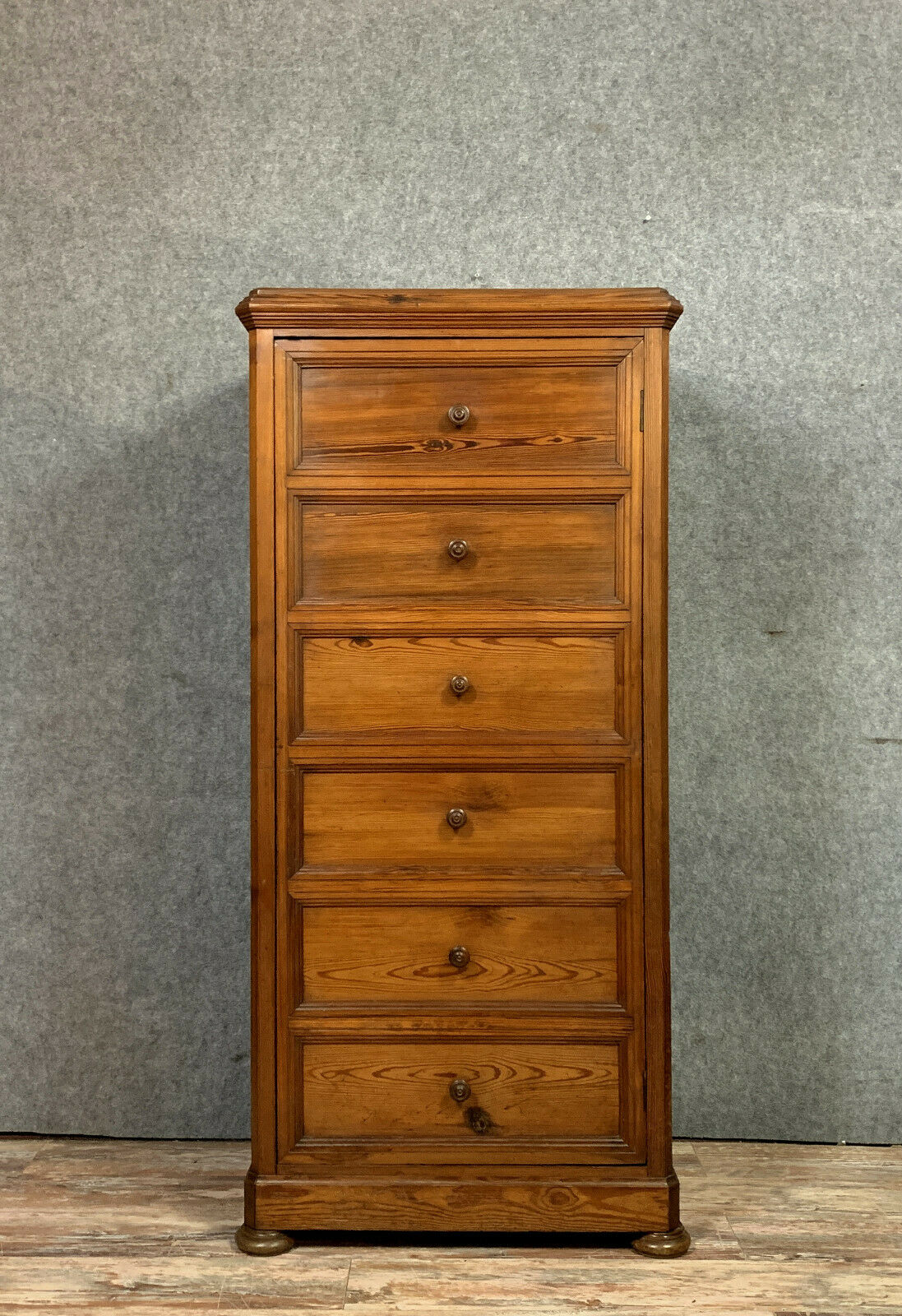 Furniture by trade Cabinet in false pretence of semainier in pine around 1850