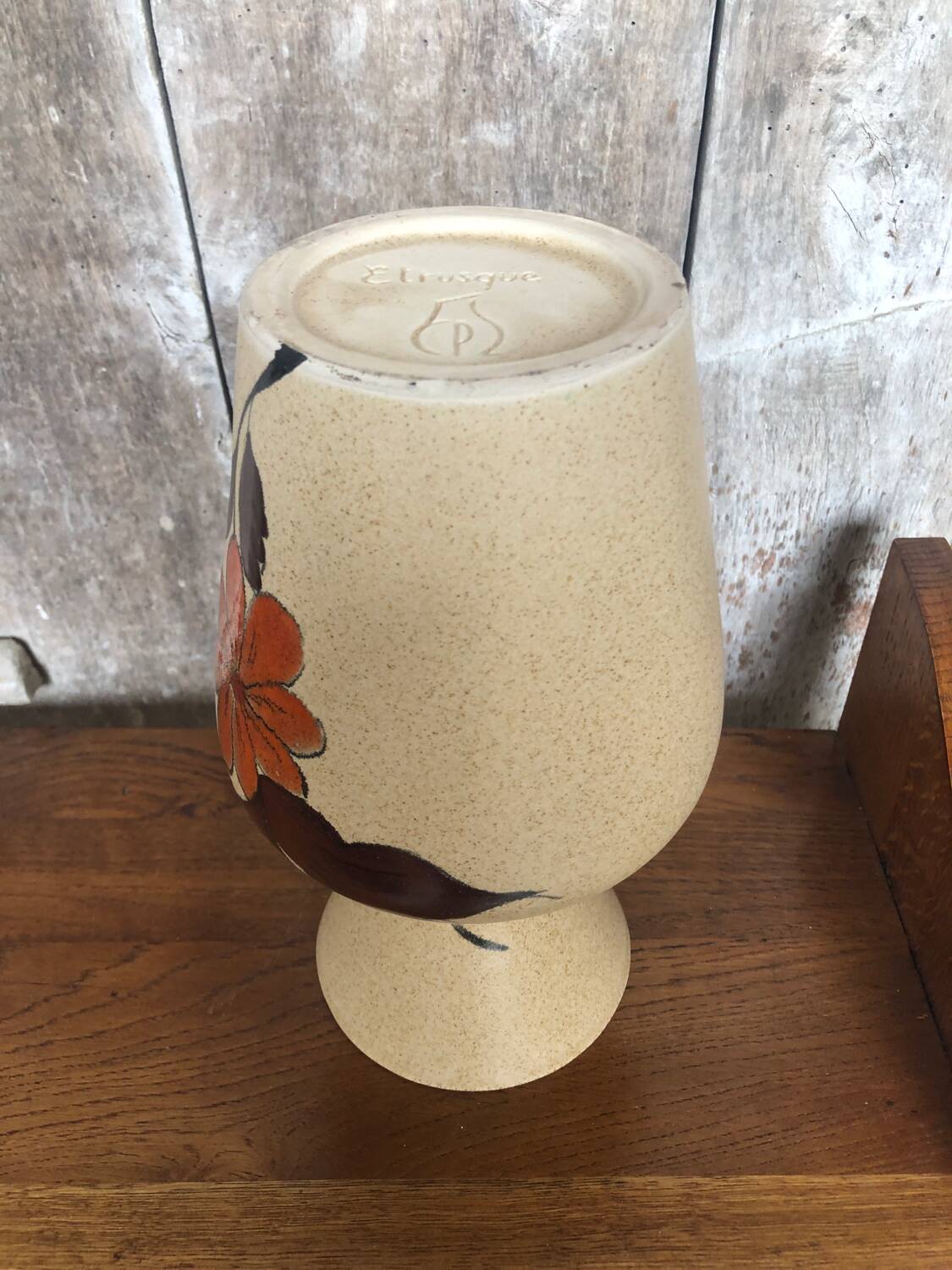 Ancien vase étrusque céramique beige décor fleurs émaillées