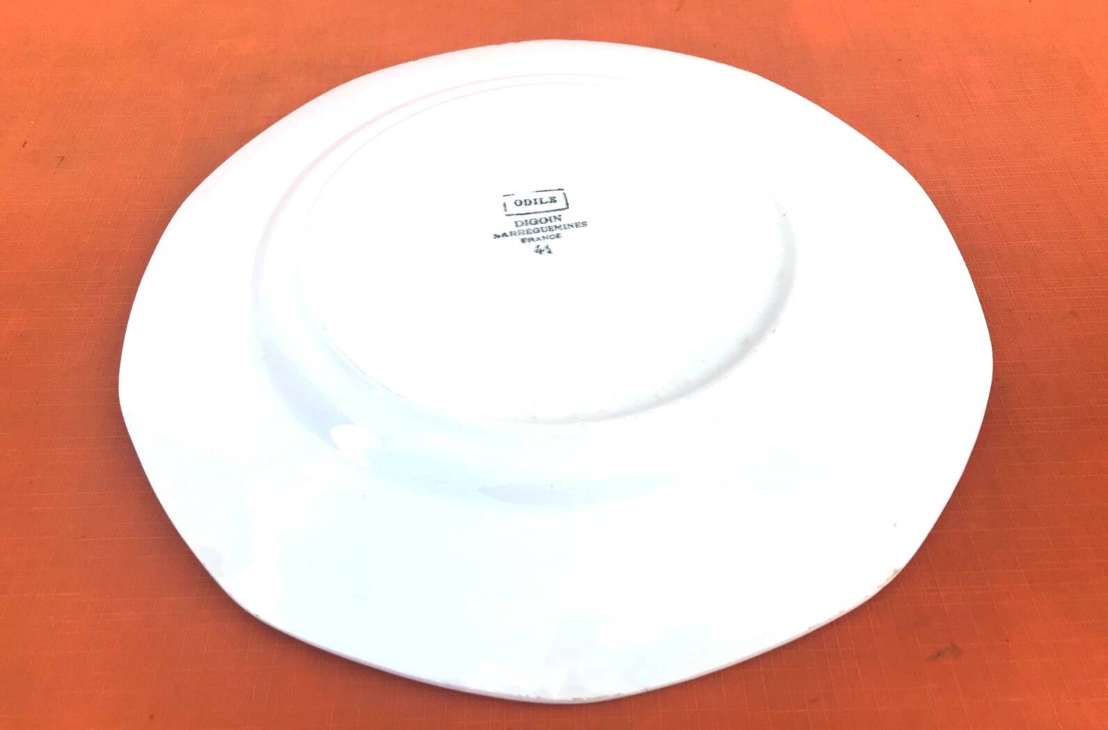 1940s Flat plate Earthenware Digoin Sarreguemines France model Odile