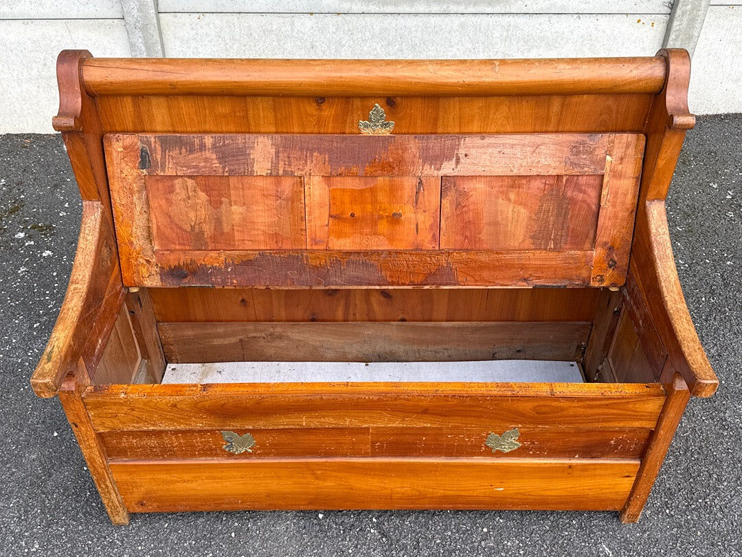 Banc coffre vintage en bois massif