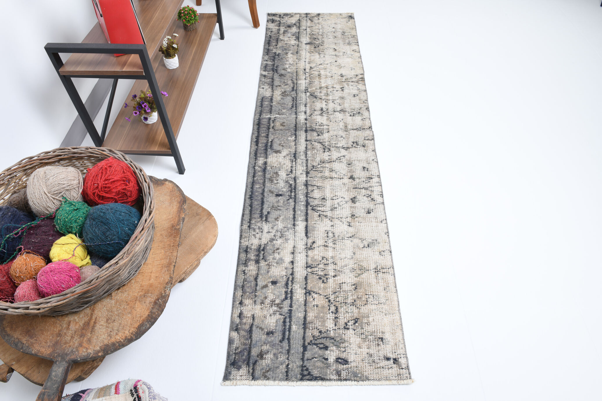 2x8 Floral Short Turkish Runner Rug