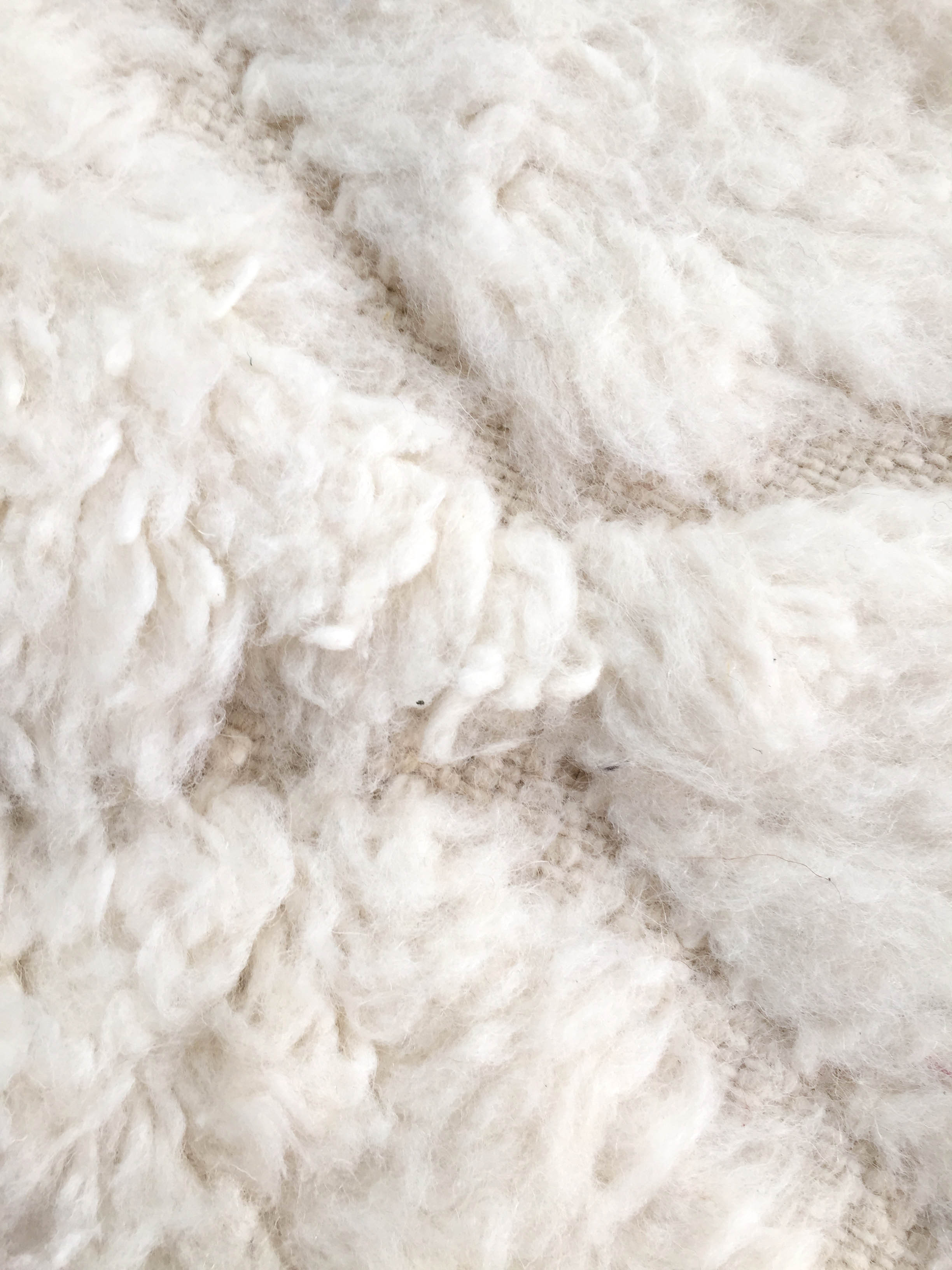 Moroccan Berber carpet blessed ouarain ecru plain with engraved diamonds 170x109cm