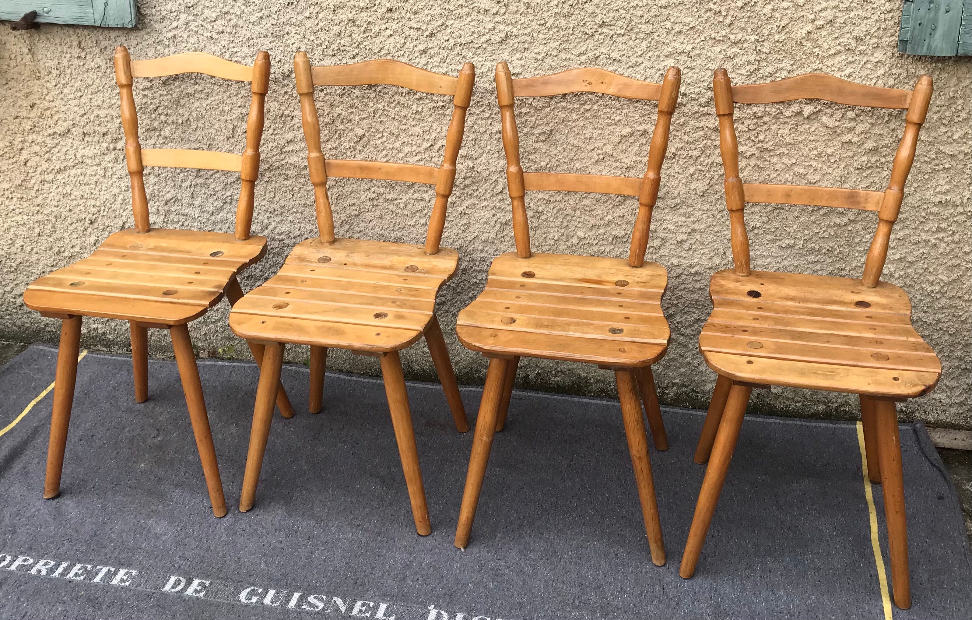 Set of 4 Vintage Beech Chairs Bistro Country Feet Compass