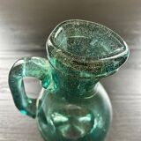 Carafe en verre soufflé bleuté