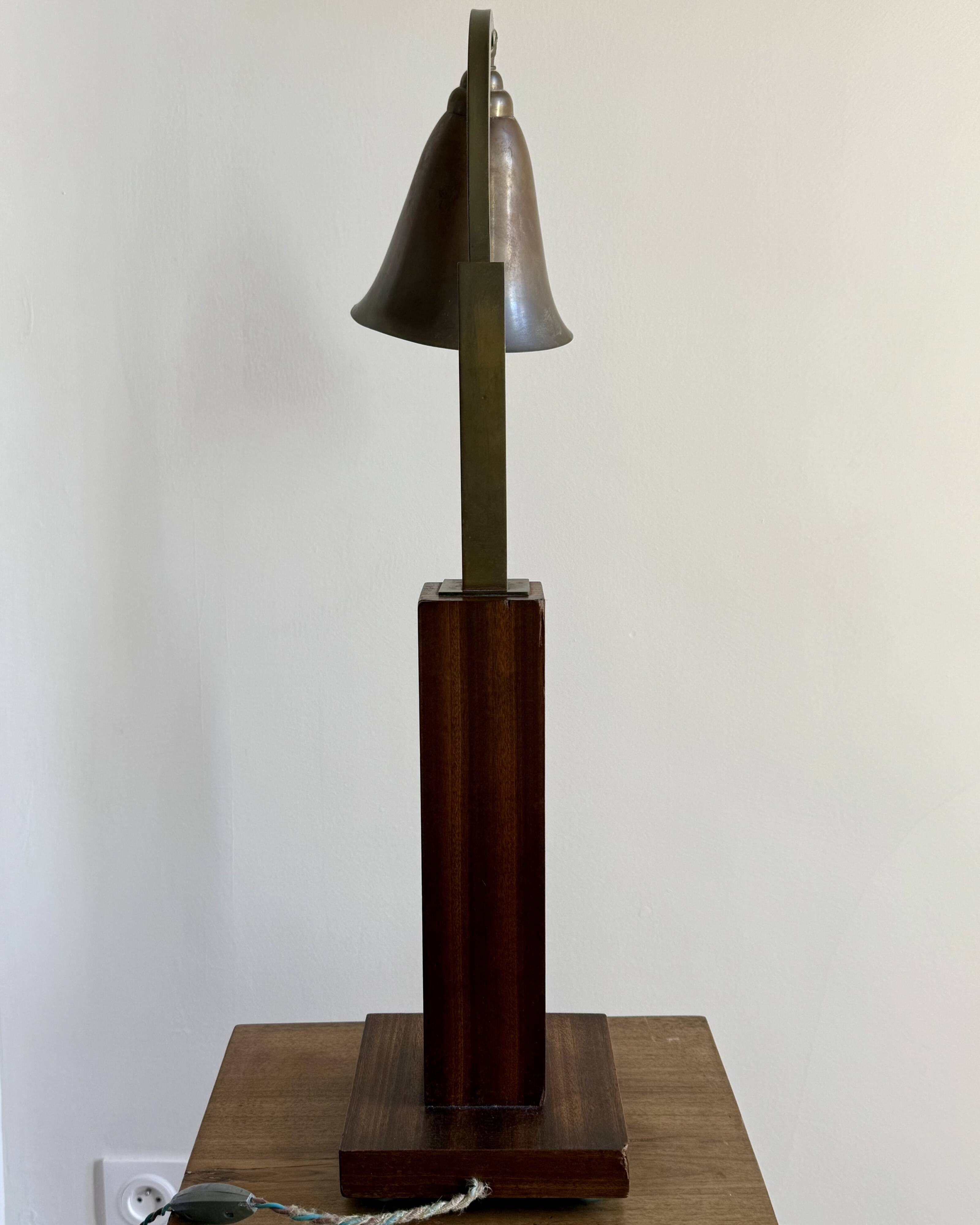 Art Deco table lamp in wood and brass