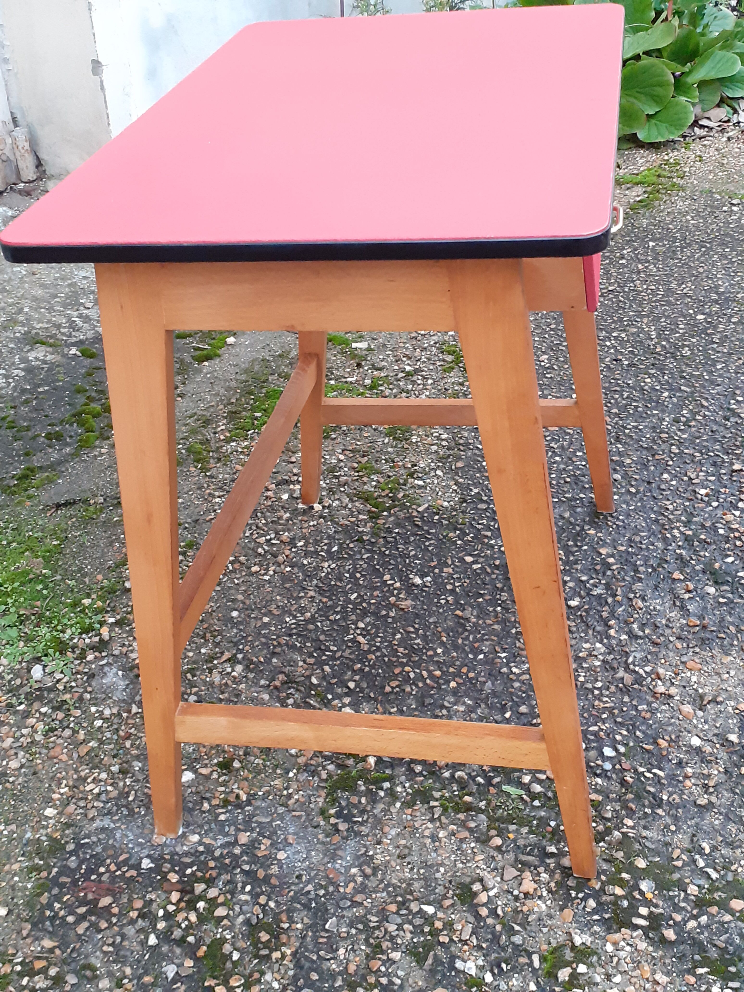 Old wooden children's desk feet vintage compass xxeme