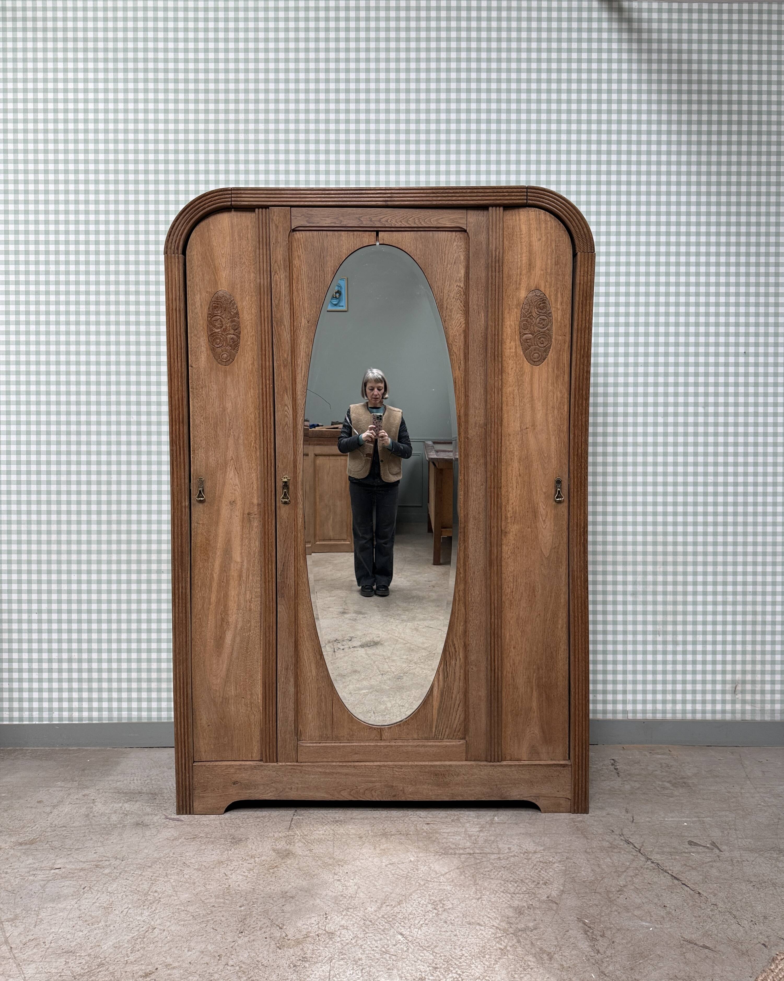 Art Deco oak wardrobe (renovated)