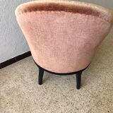 Vintage armchair in pink velvet